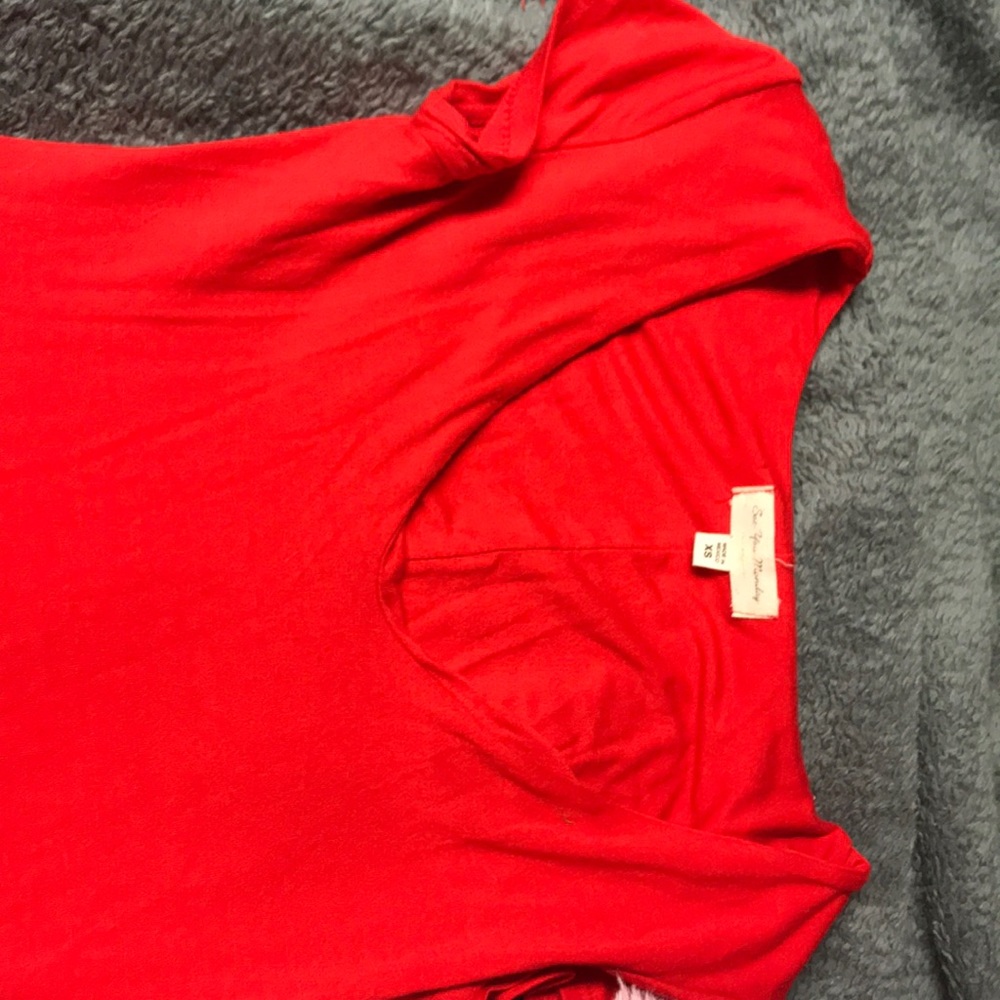 it is xs in womens i got it for graduation